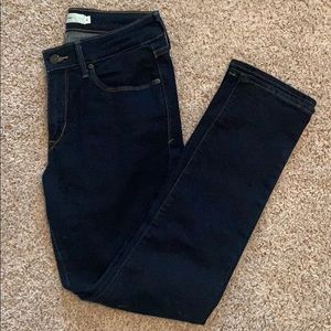 Levi’s Mid Rise Skinny Jean, Size 6